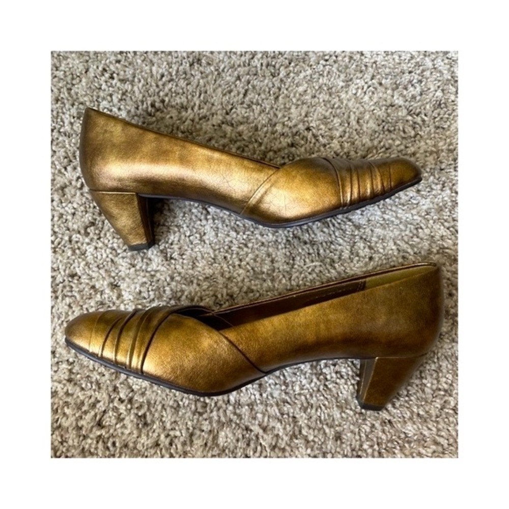 Soft Style Block Heels - Gold